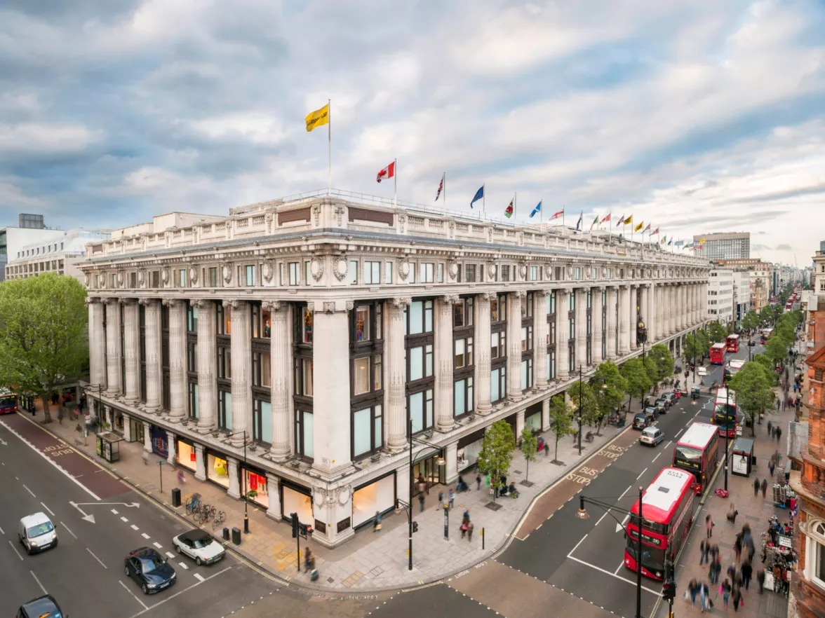 立志打造“全球最富想象力的百货商场”，英国 Selfridges 上财年大幅扭亏为盈